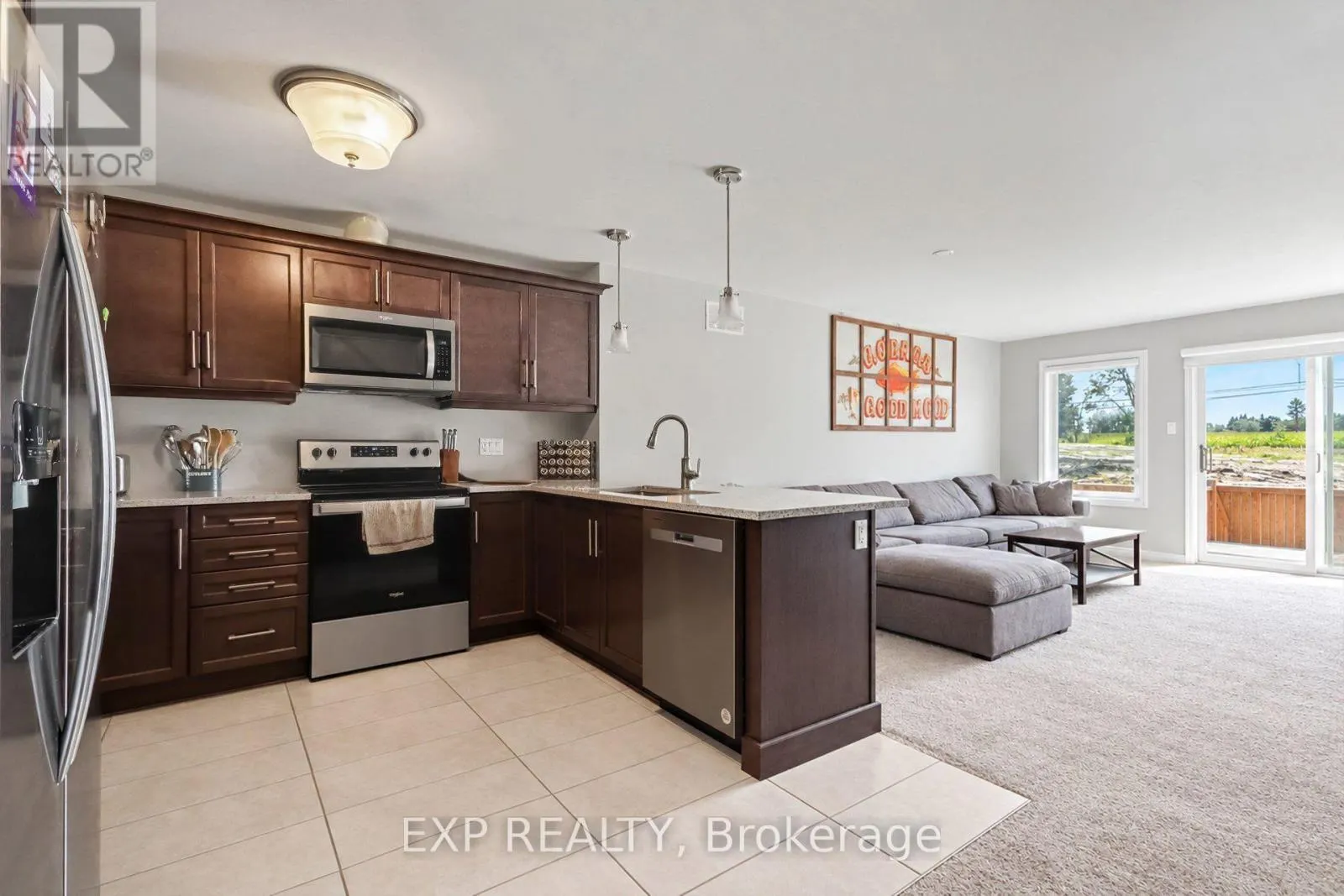 82 MORGAN CLOUTHIER WAY