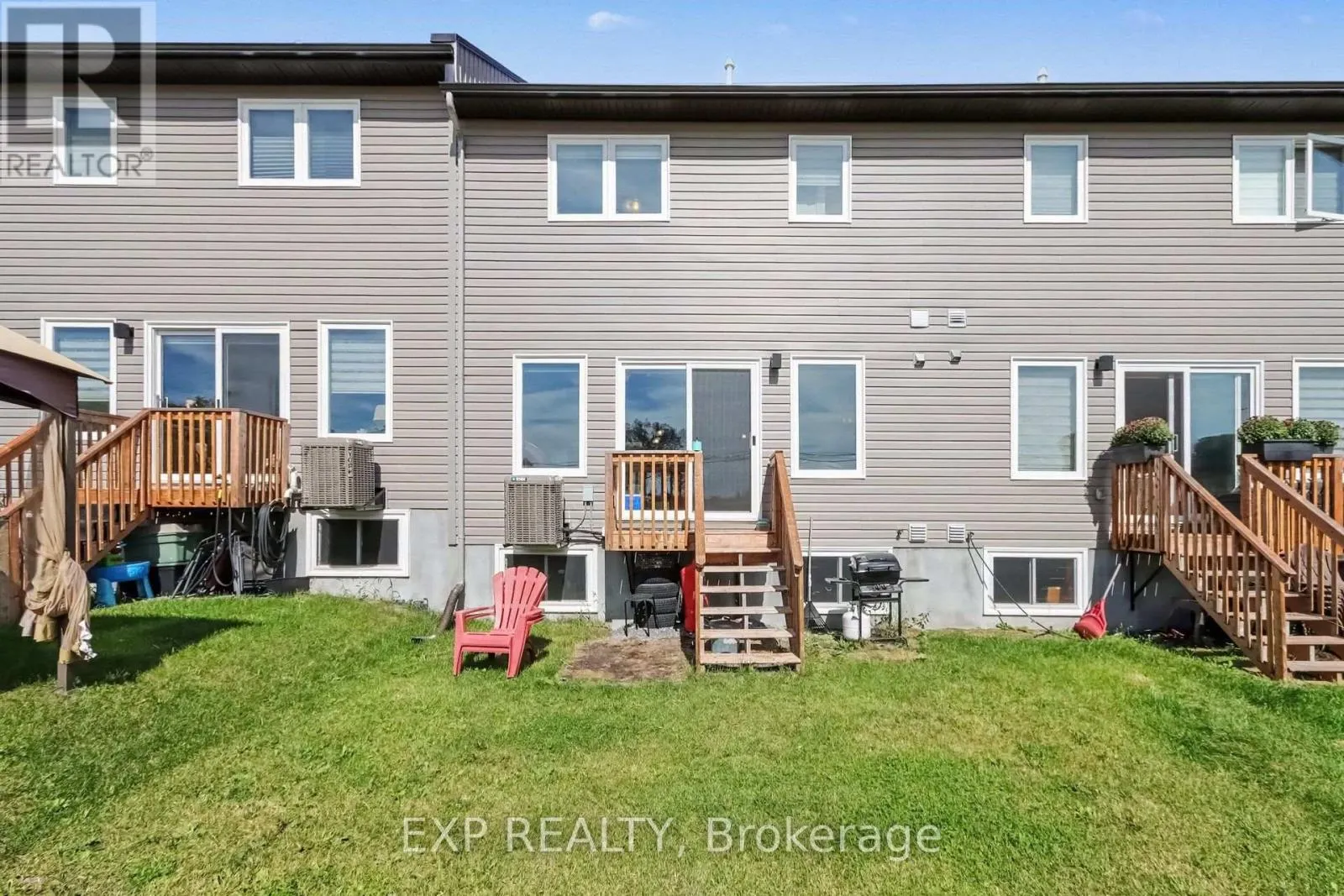 82 MORGAN CLOUTHIER WAY