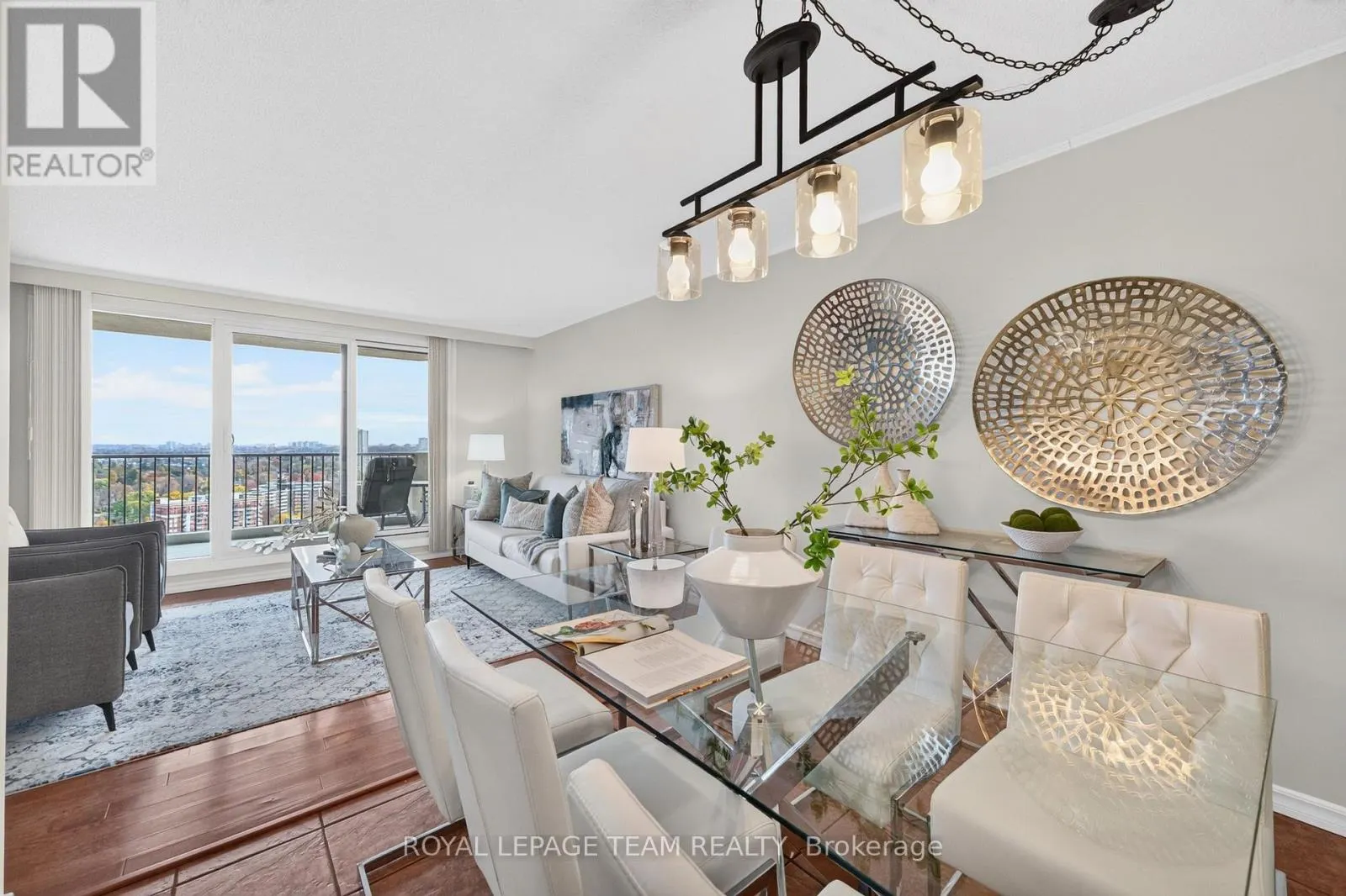 2705 - 1025 RICHMOND ROAD