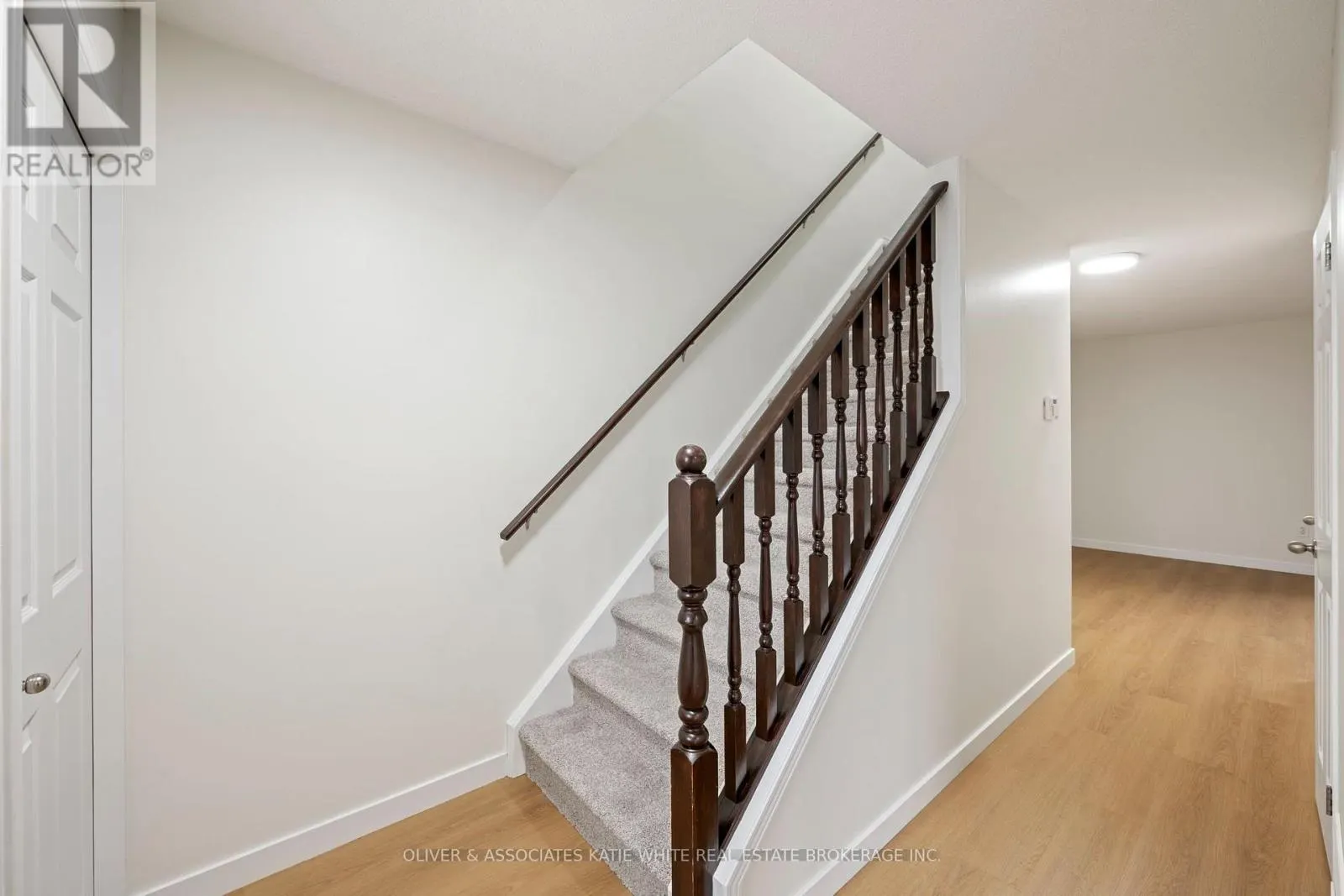 20 - 1600 MICKLEBOROUGH DRIVE #20