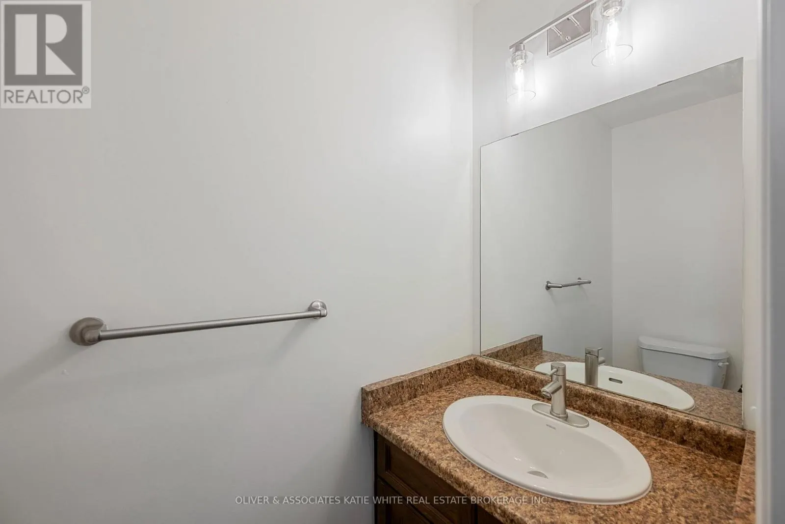 20 - 1600 MICKLEBOROUGH DRIVE #20
