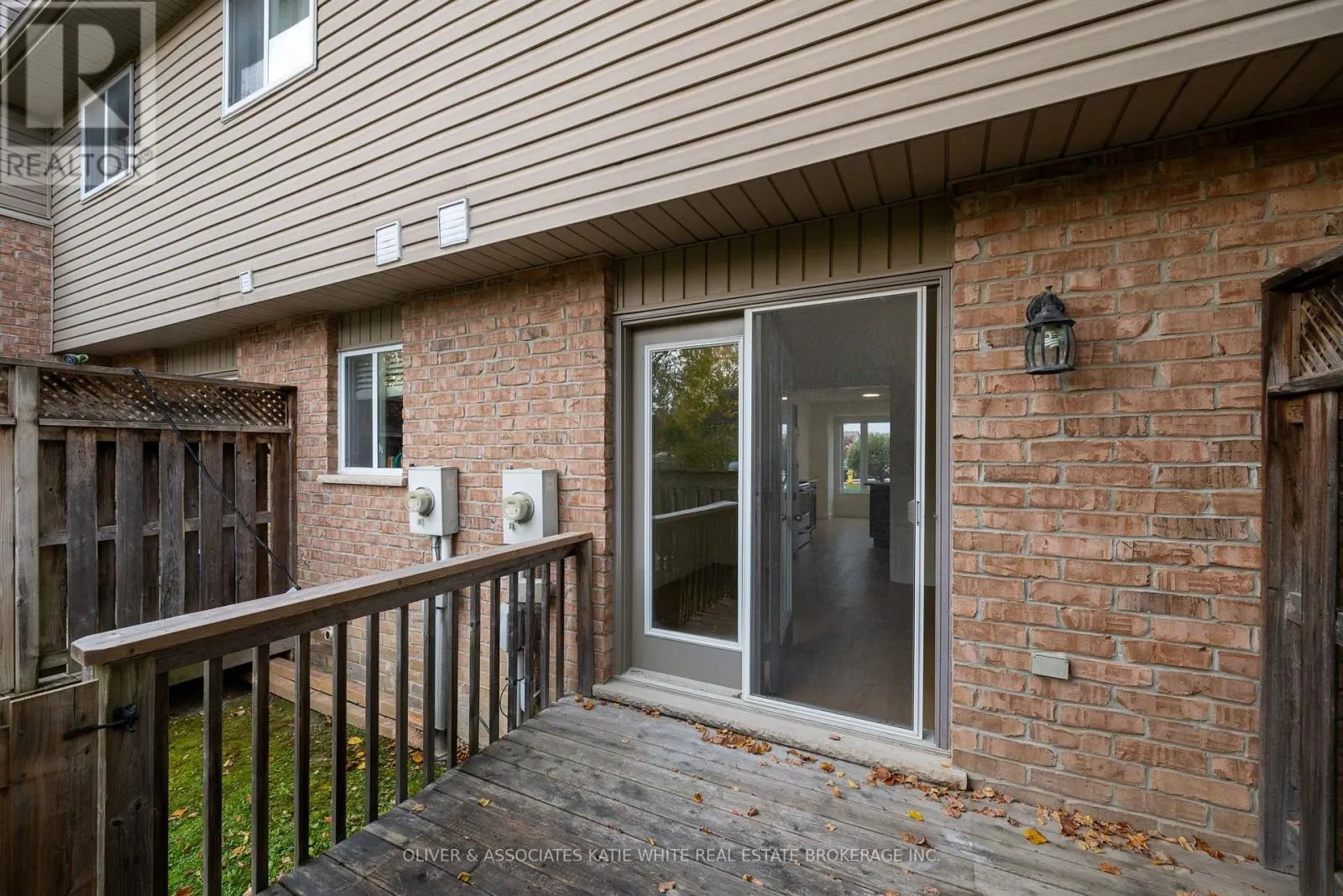 20 - 1600 MICKLEBOROUGH DRIVE #20