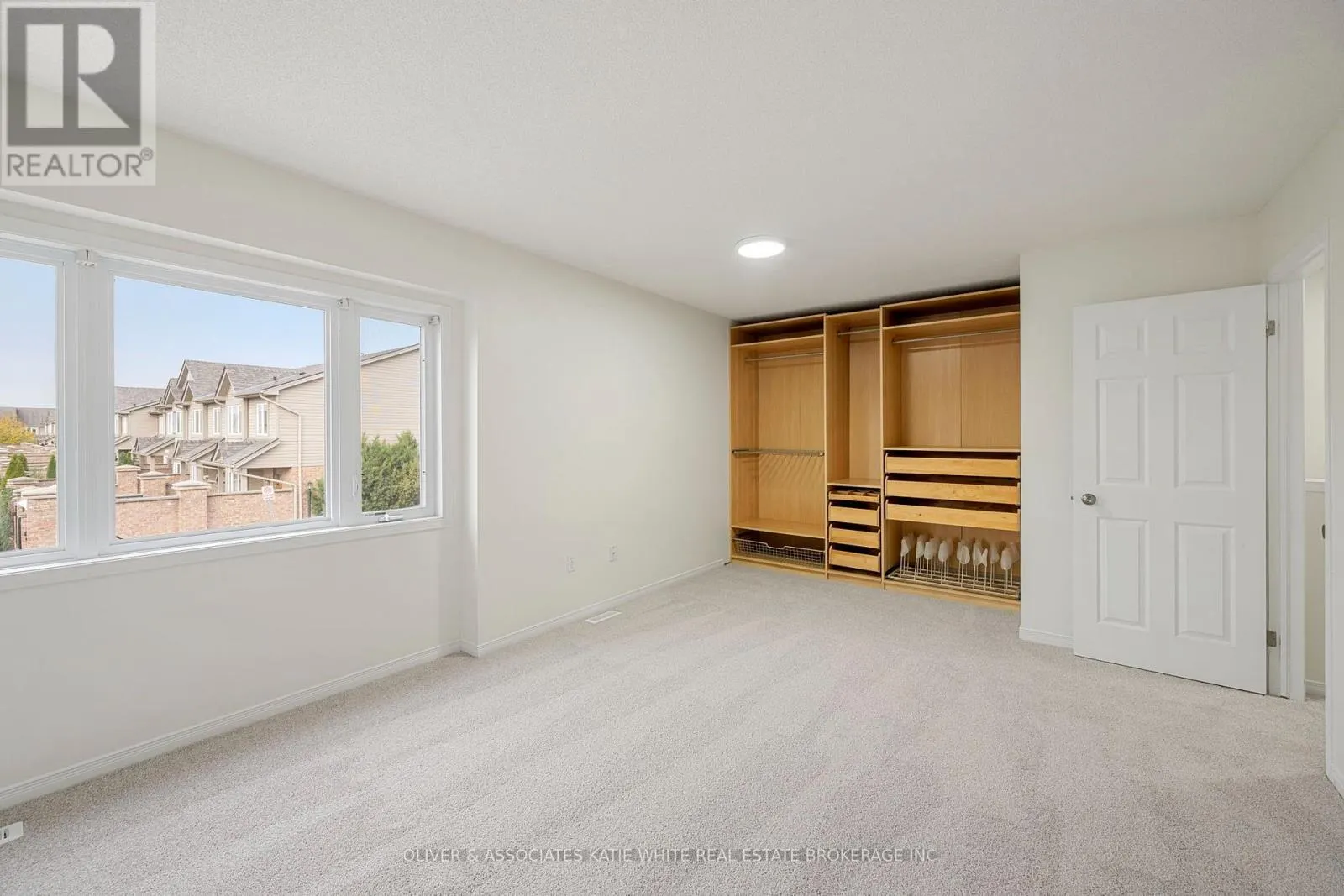 20 - 1600 MICKLEBOROUGH DRIVE #20