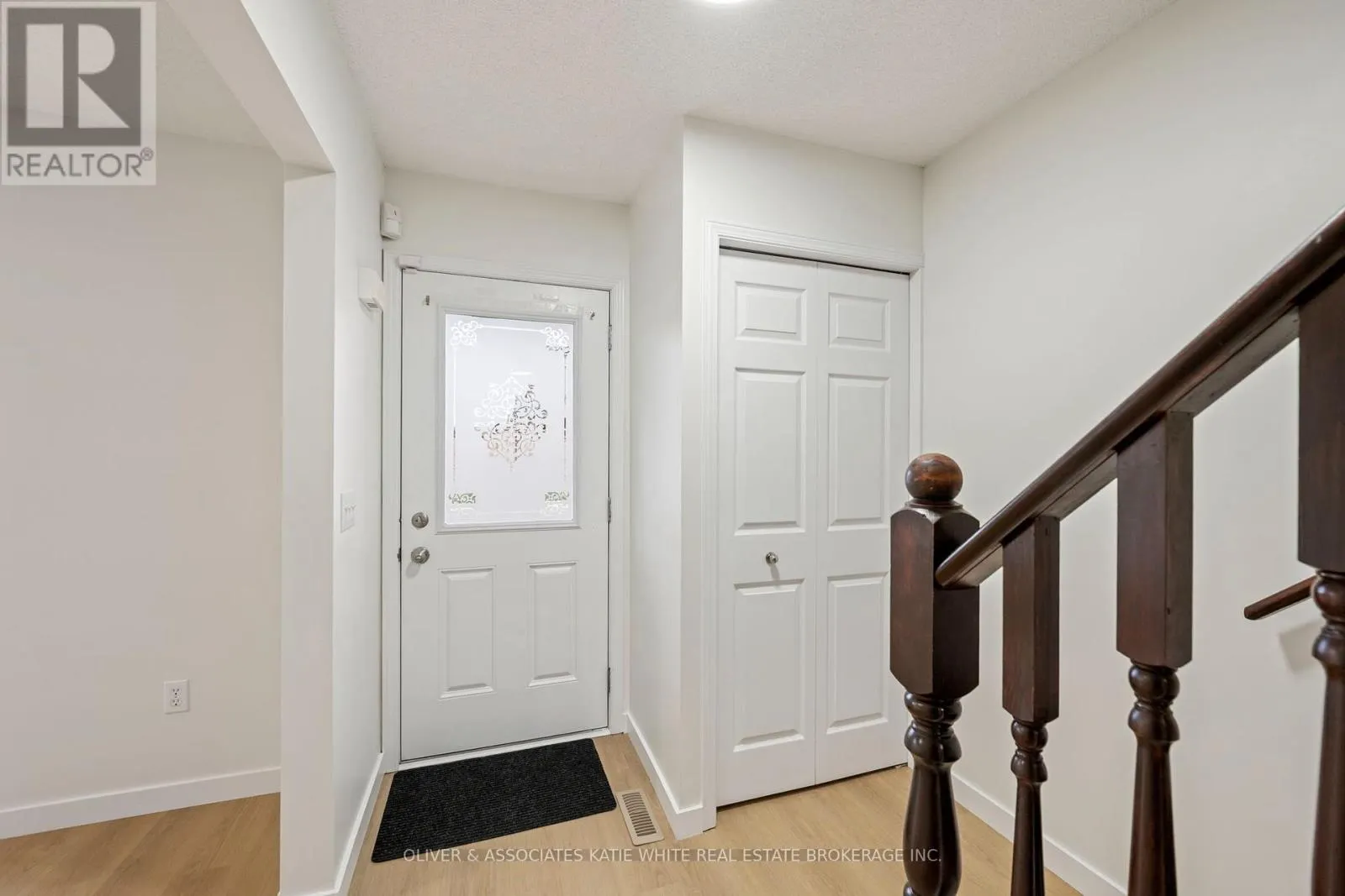 20 - 1600 MICKLEBOROUGH DRIVE #20