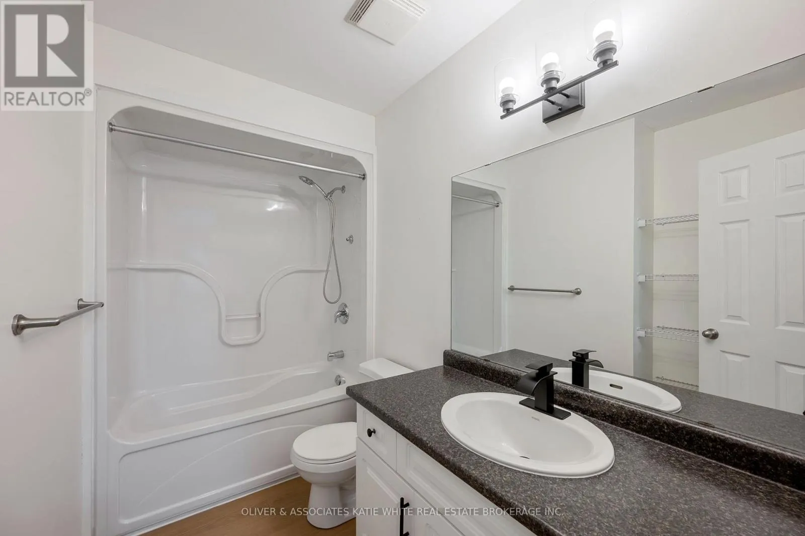 20 - 1600 MICKLEBOROUGH DRIVE #20