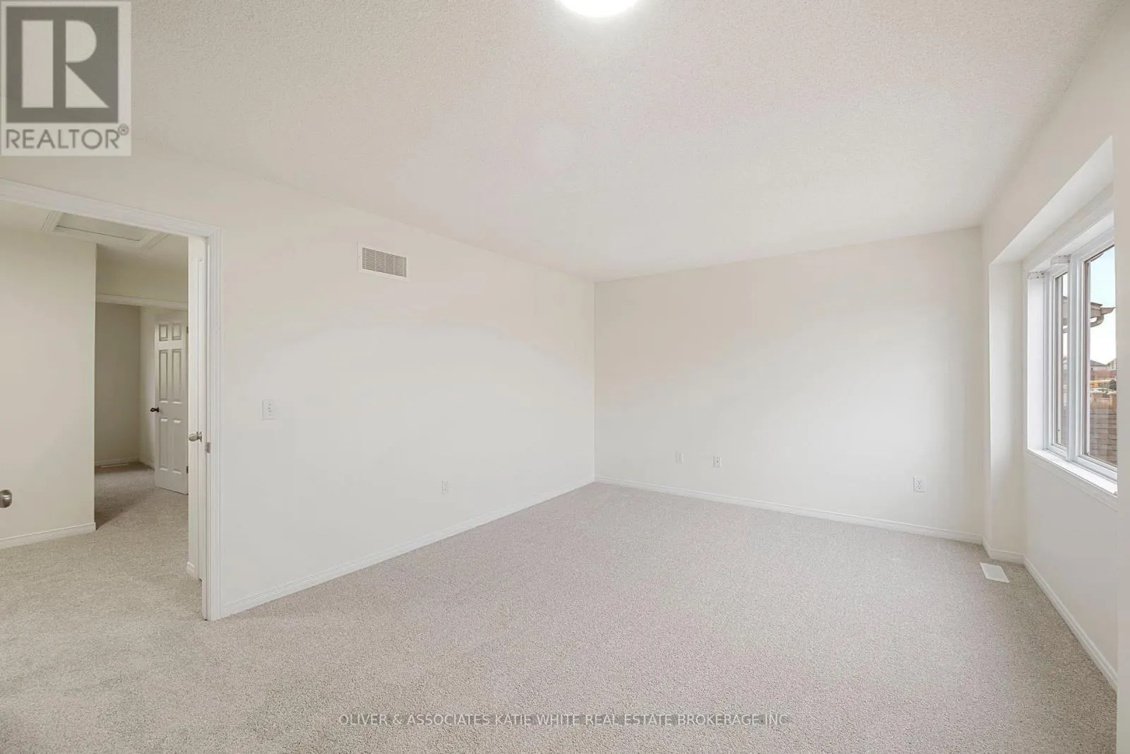 20 - 1600 MICKLEBOROUGH DRIVE #20
