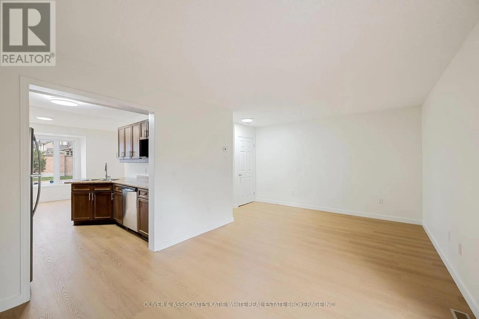 20 - 1600 MICKLEBOROUGH DRIVE #20