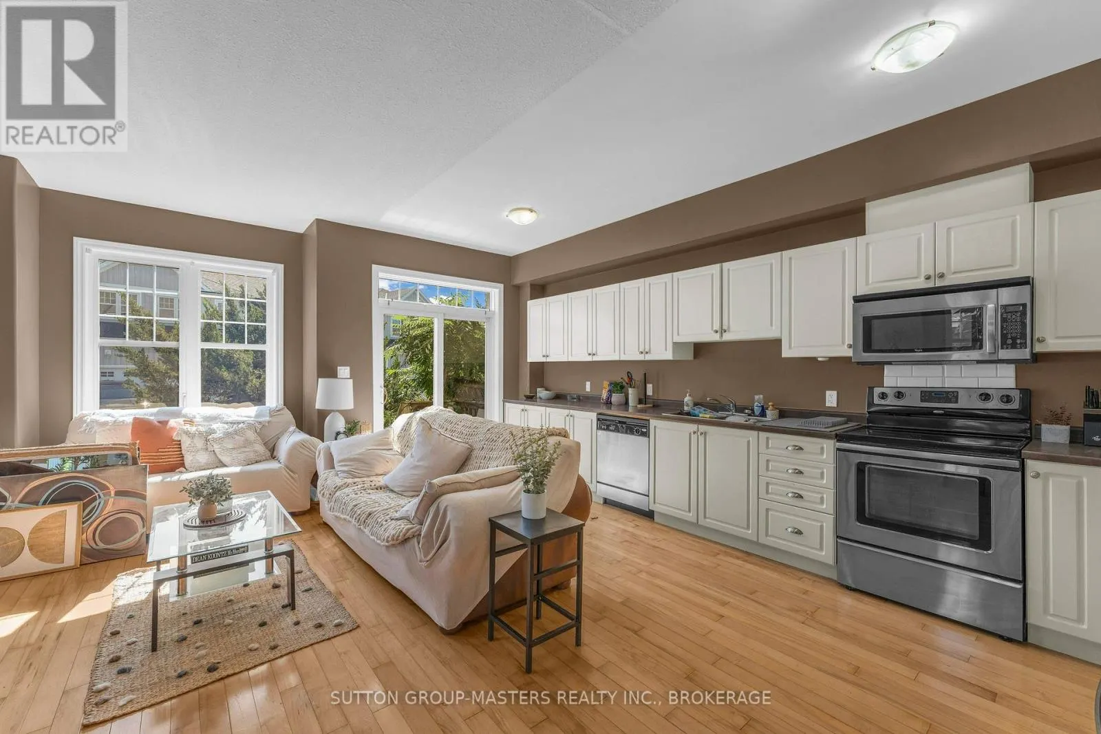 901 NEWMARKET LANE