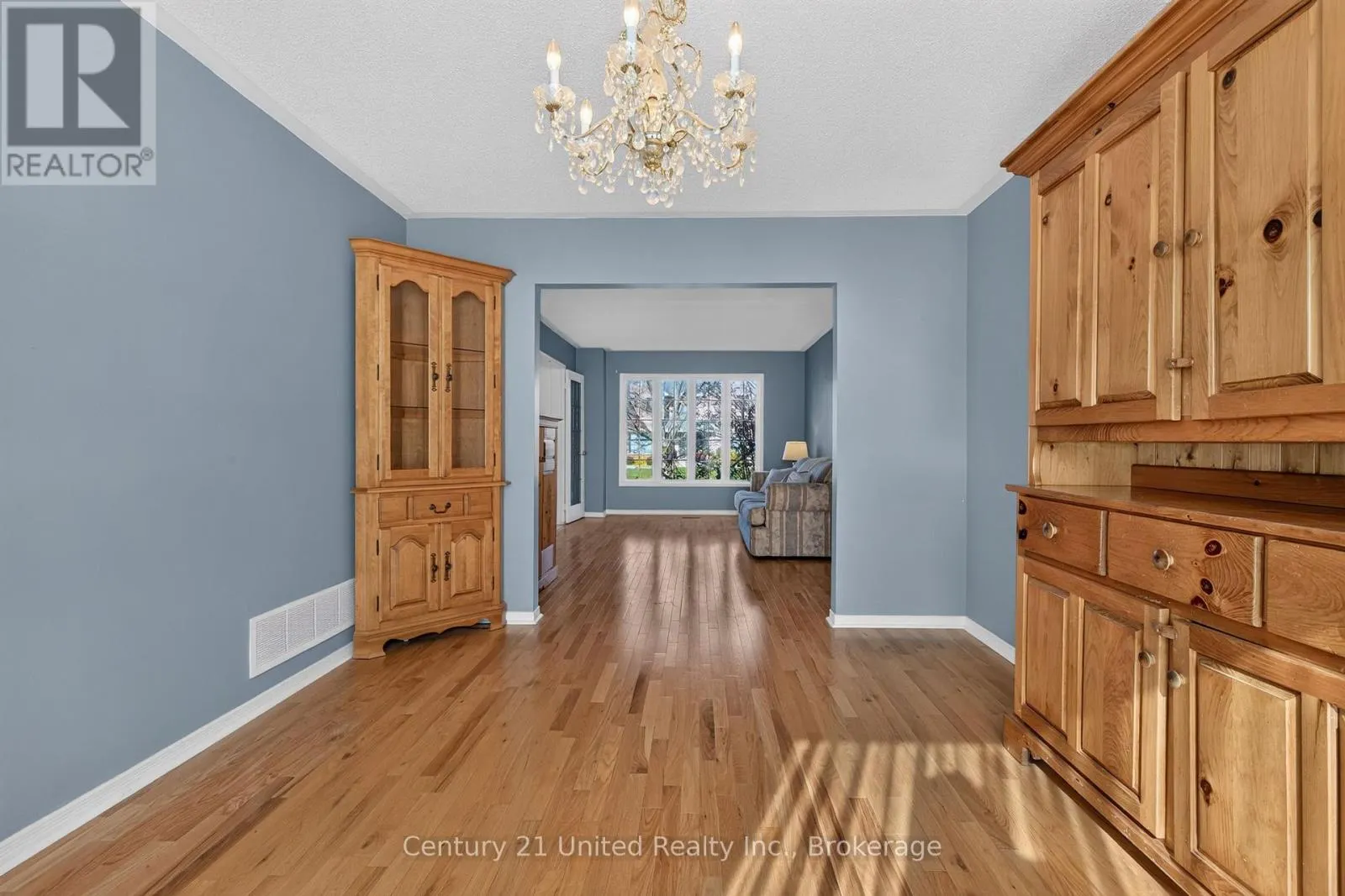 1373 WILDLARK DRIVE