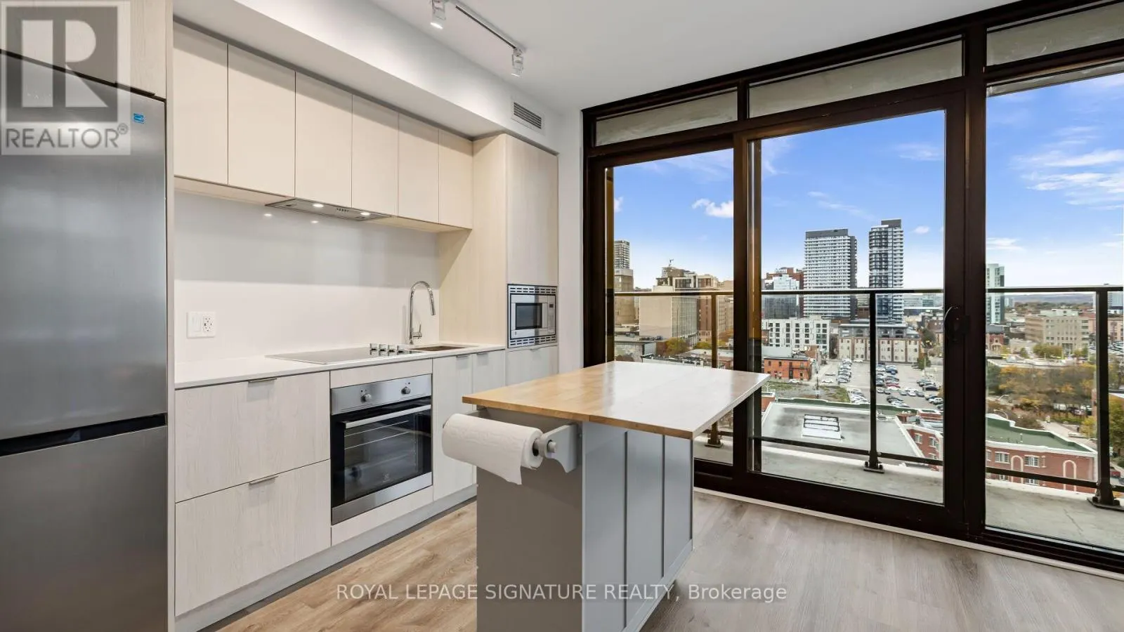 1310 - 1 JARVIS STREET