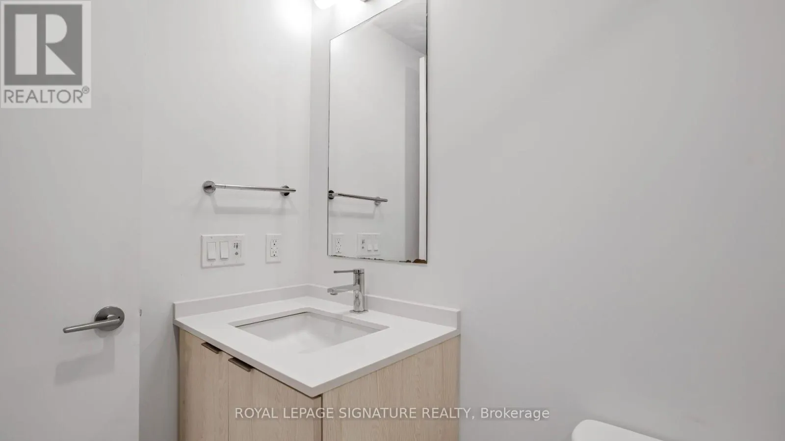 1310 - 1 JARVIS STREET