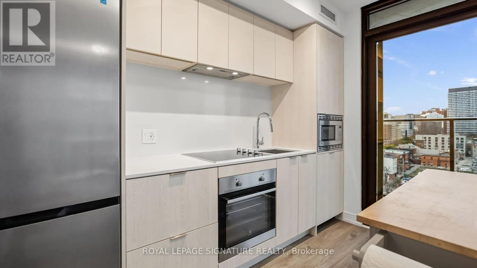 1310 - 1 JARVIS STREET