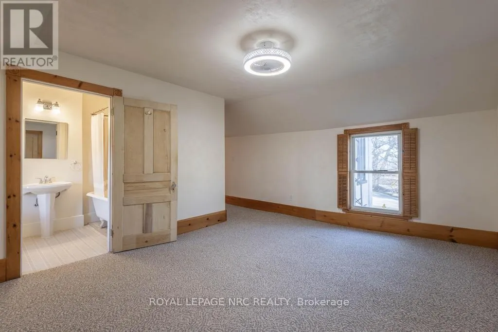 245 NIVEN ROAD