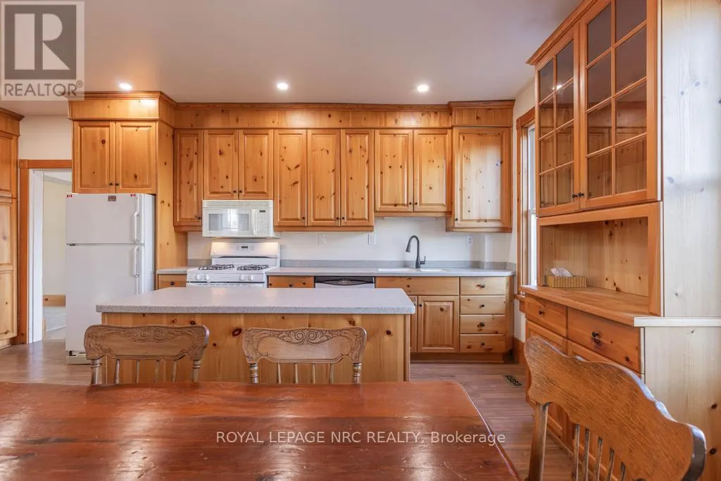 245 NIVEN ROAD