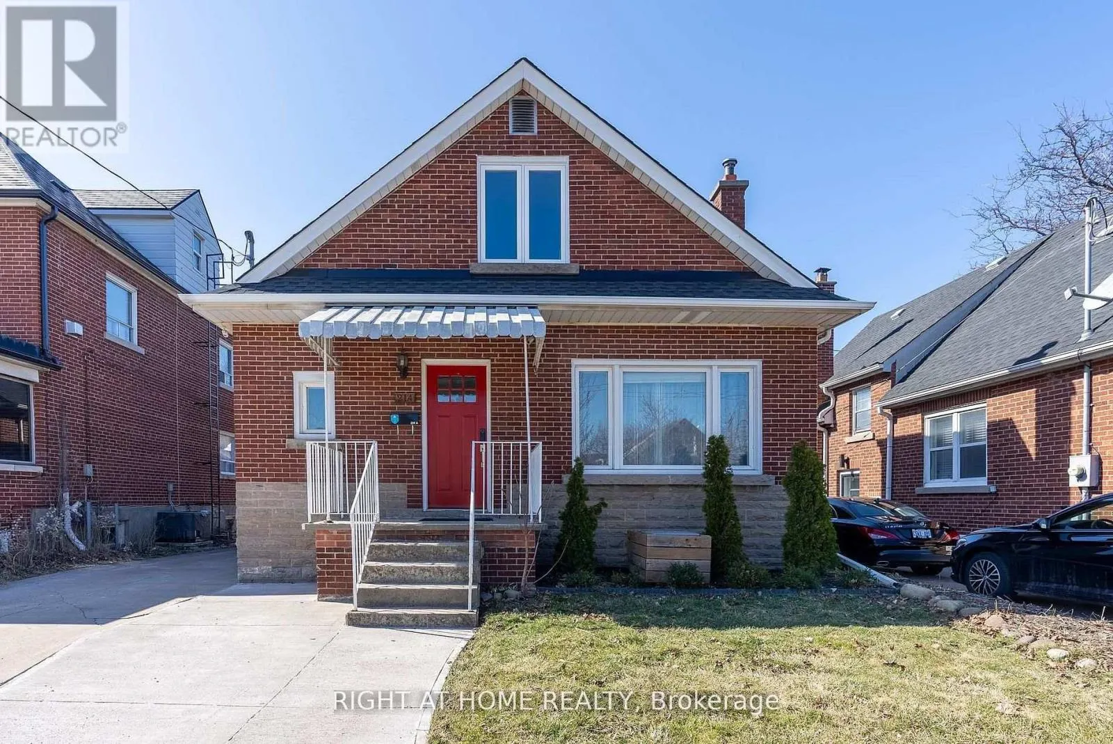 214 KENILWORTH AVENUE S