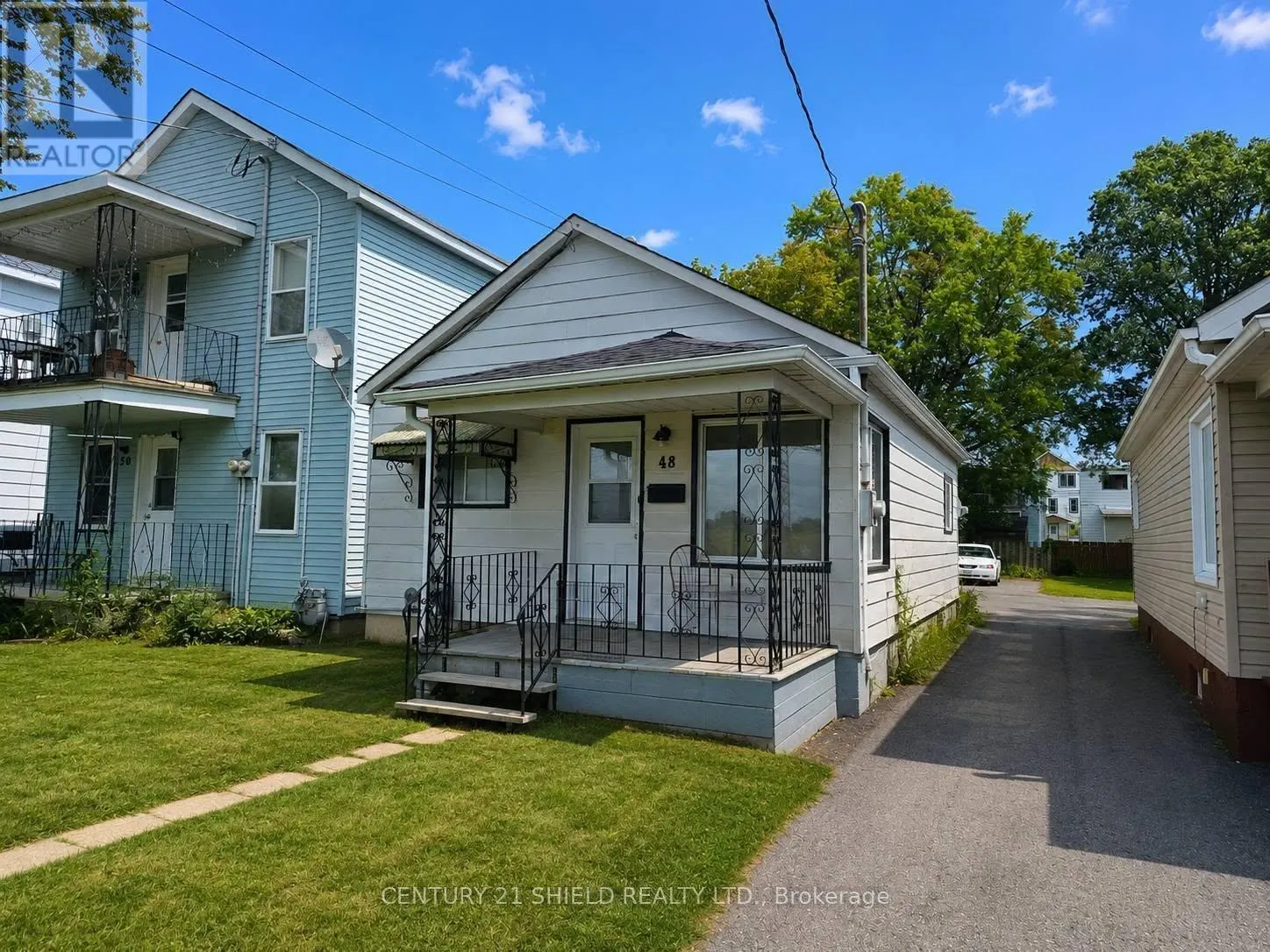 48 DANIS STREET