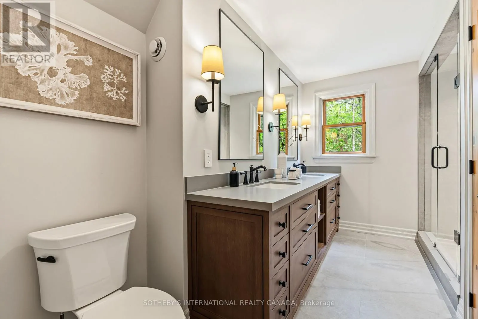 136 PRINCES STREET W