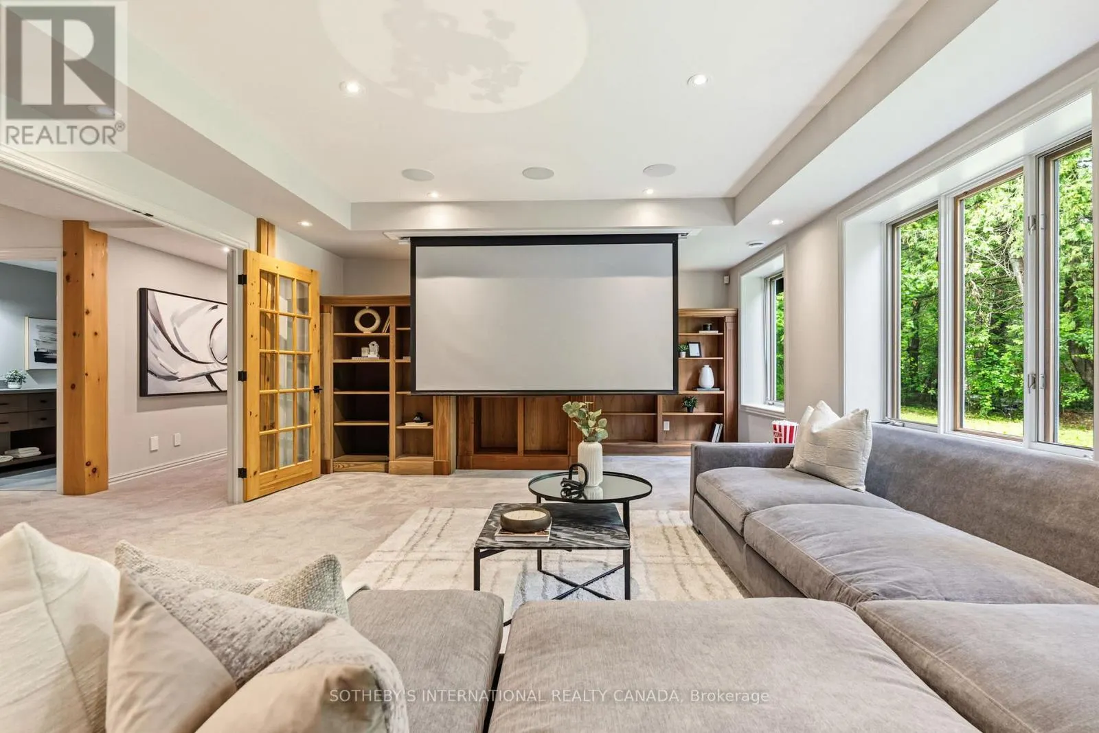 136 PRINCES STREET W