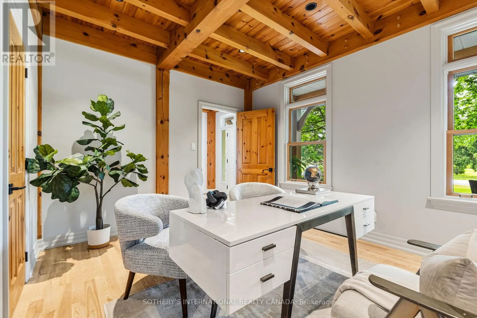 136 PRINCES STREET W