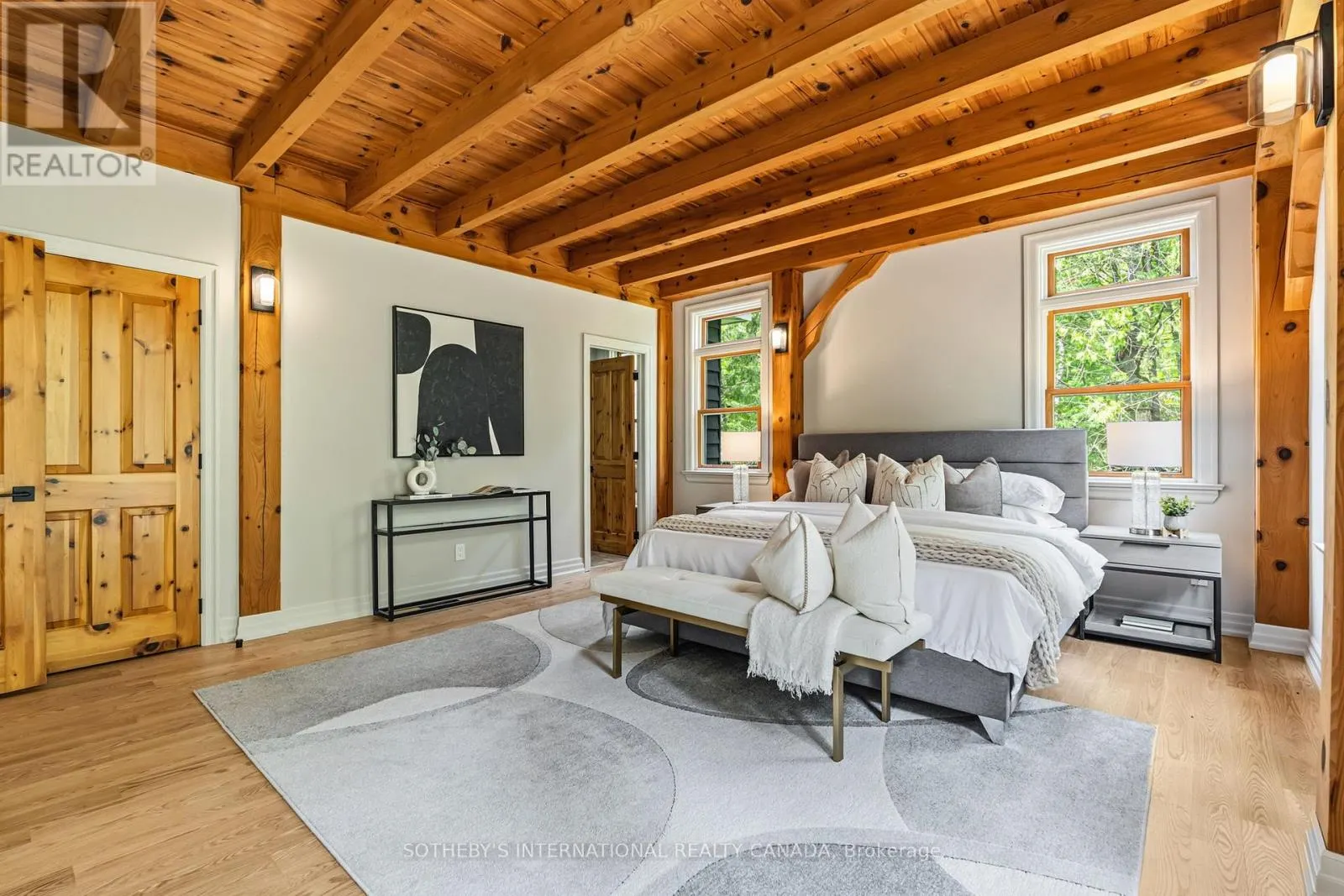 136 PRINCES STREET W