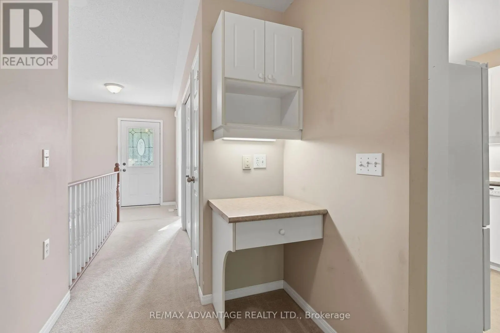18 - 122 SHERWOOD FOREST SQUARE #18