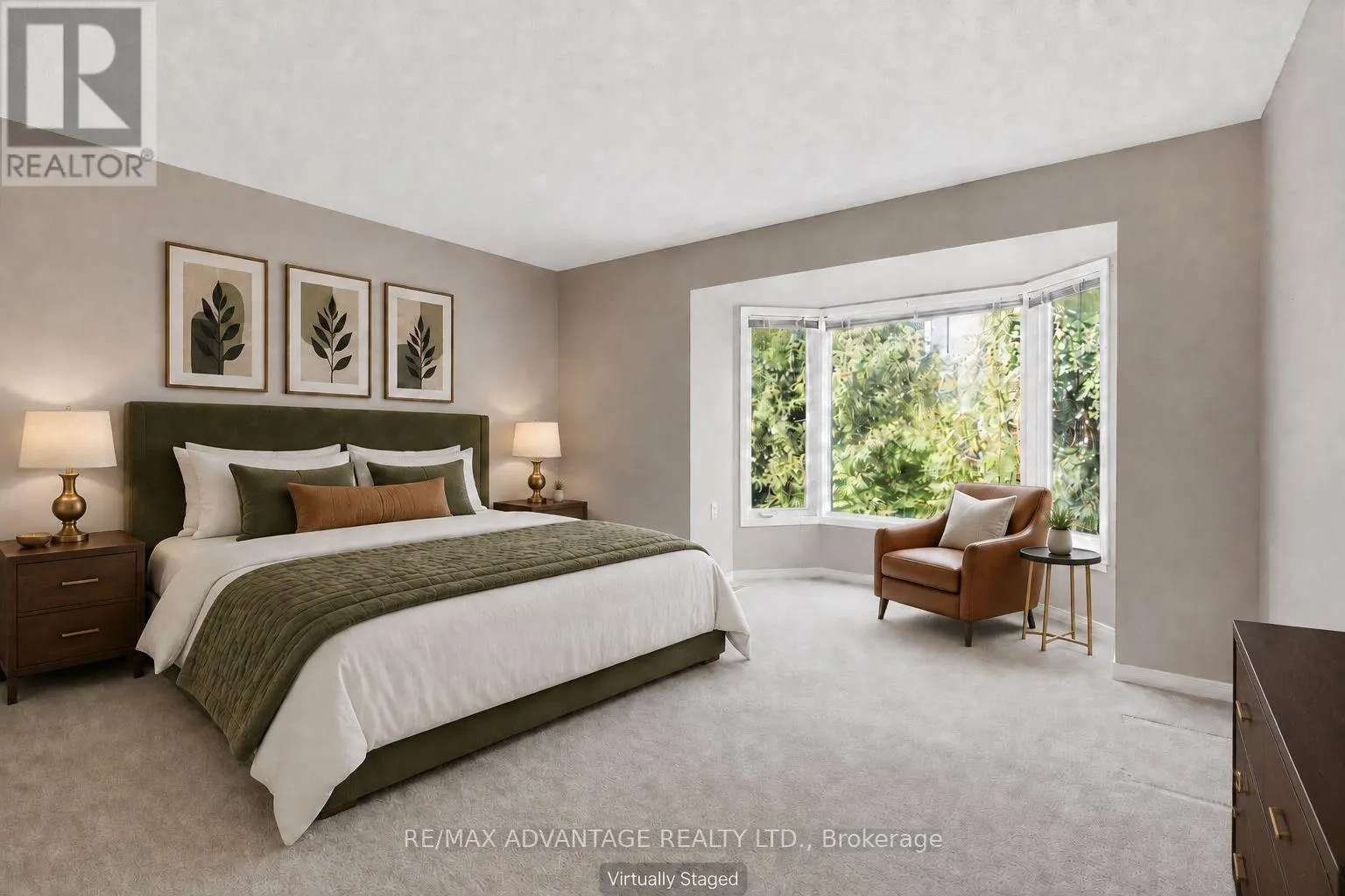 18 - 122 SHERWOOD FOREST SQUARE #18