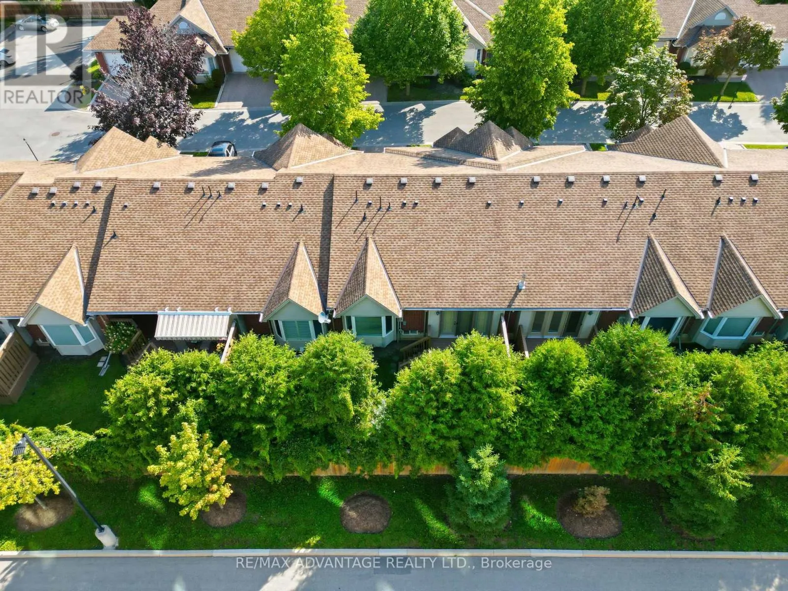 18 - 122 SHERWOOD FOREST SQUARE #18