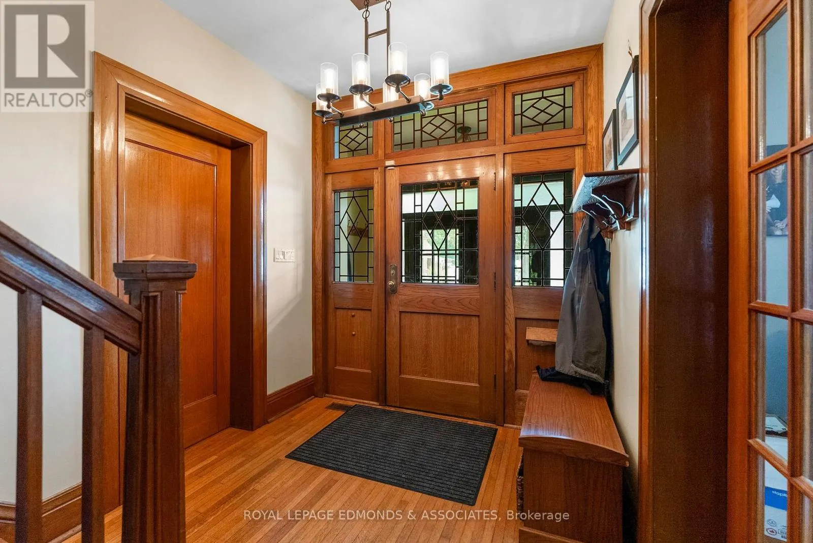 202 MARGARET STREET