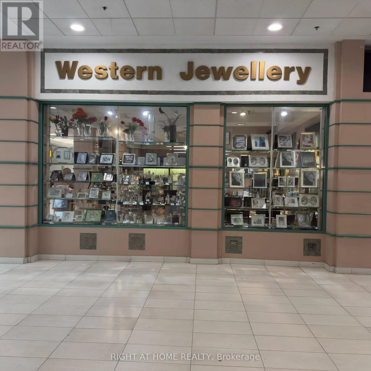 640 MOHAWK RD W ROAD