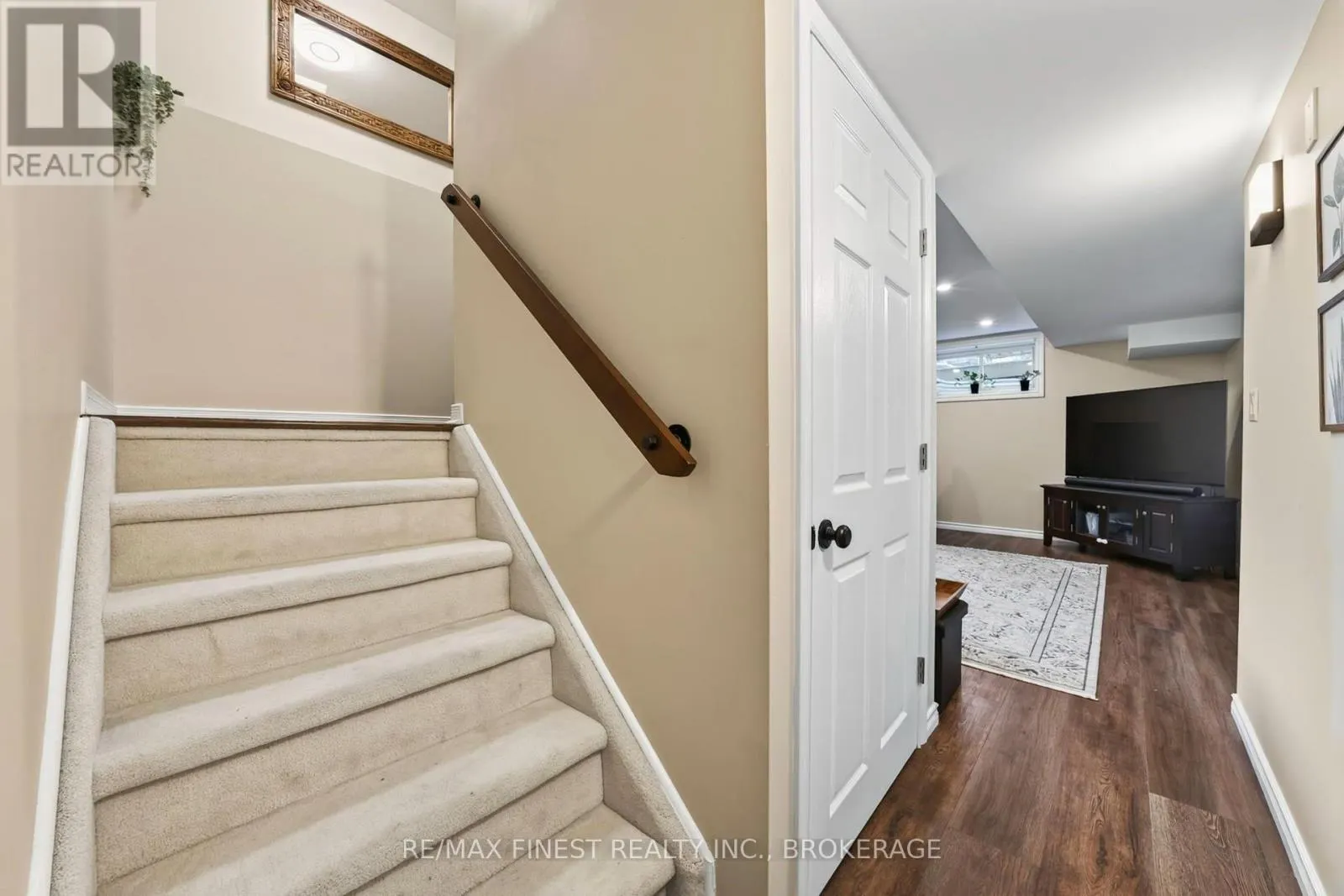 726 MARGARET WAY