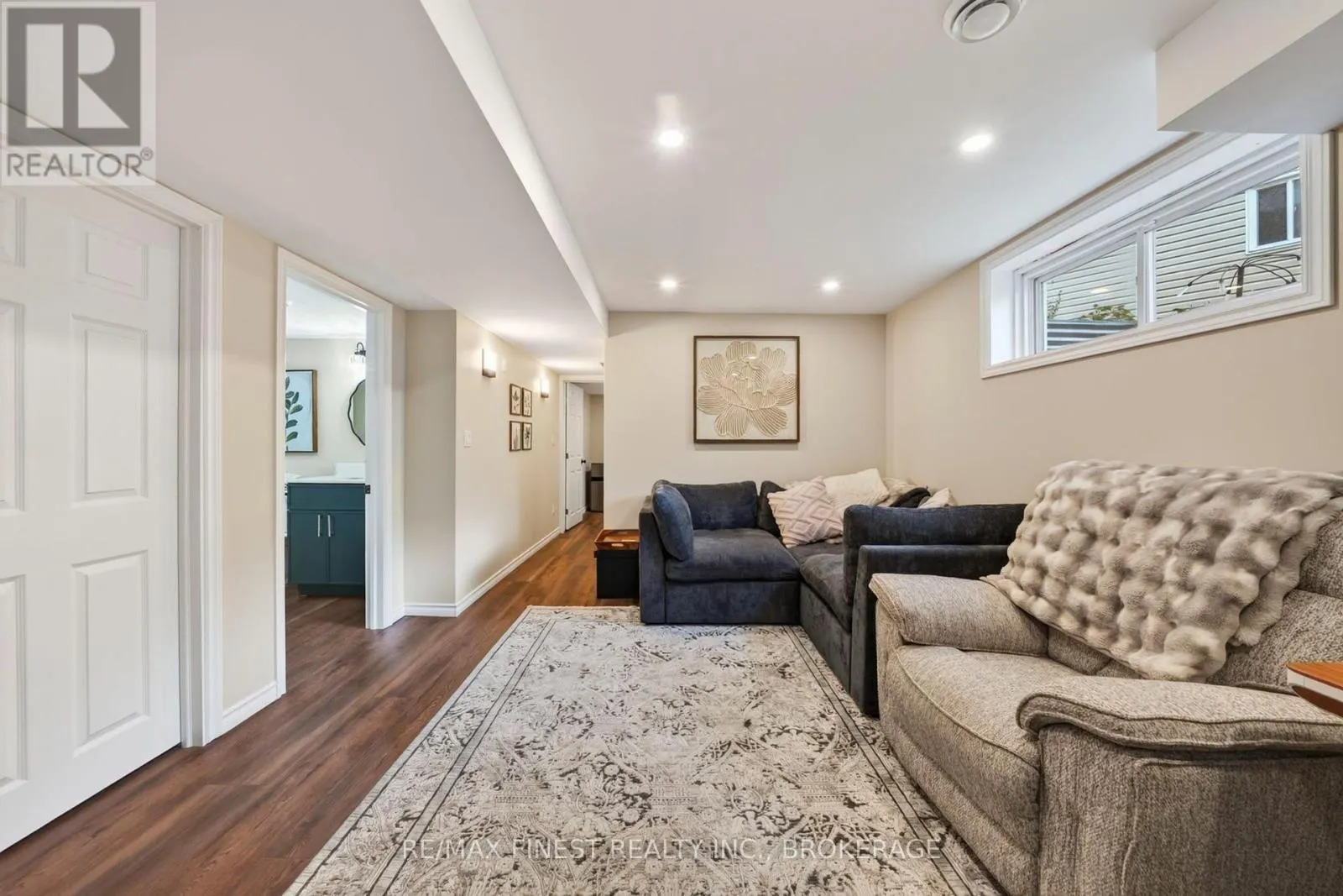 726 MARGARET WAY