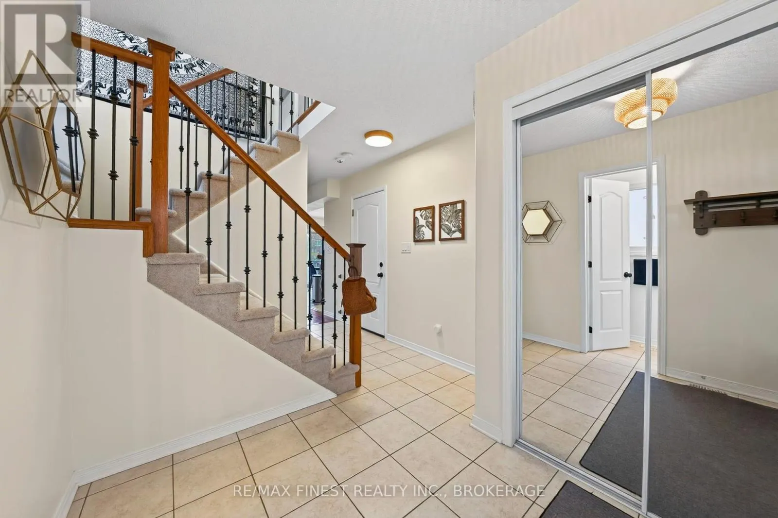 726 MARGARET WAY