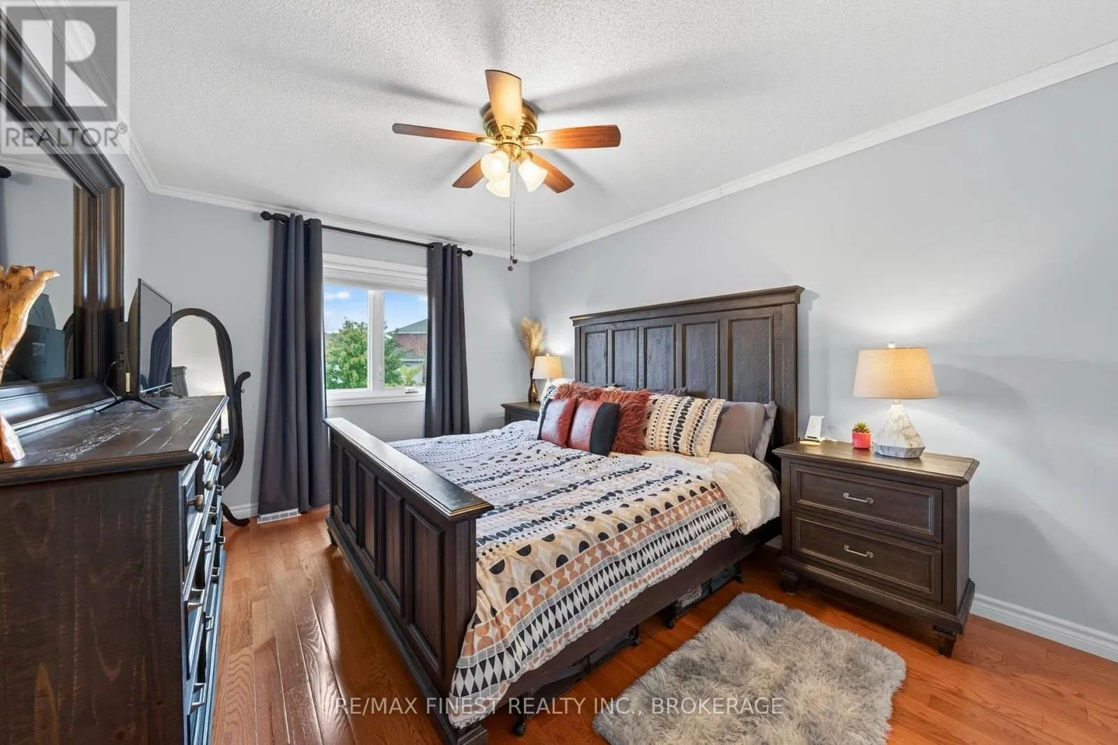 726 MARGARET WAY