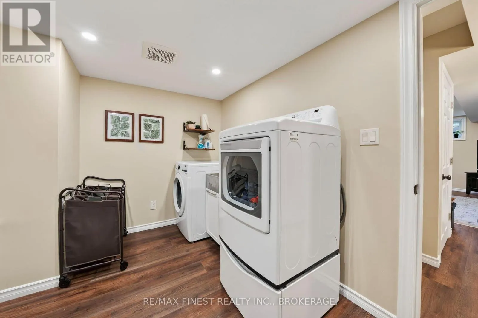 726 MARGARET WAY