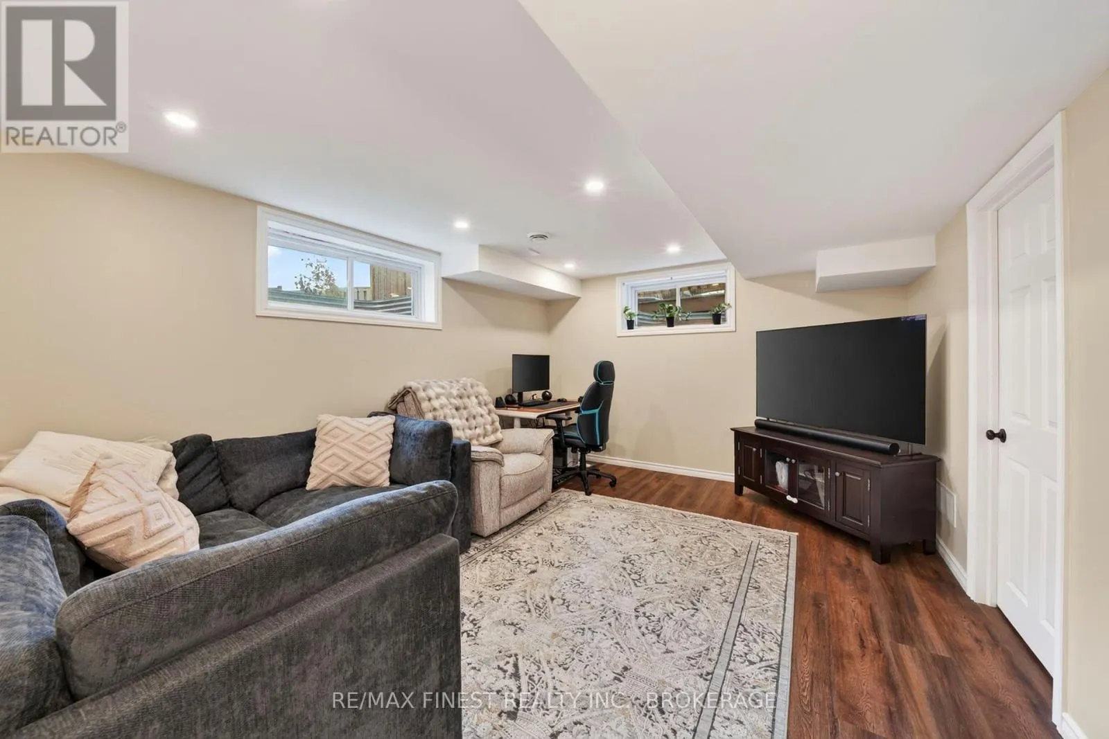 726 MARGARET WAY