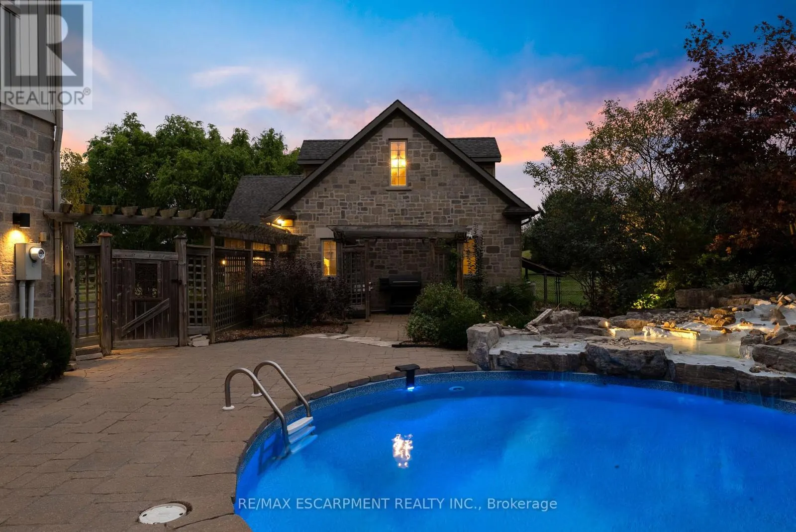 247 OLD ONONDAGA ROAD E