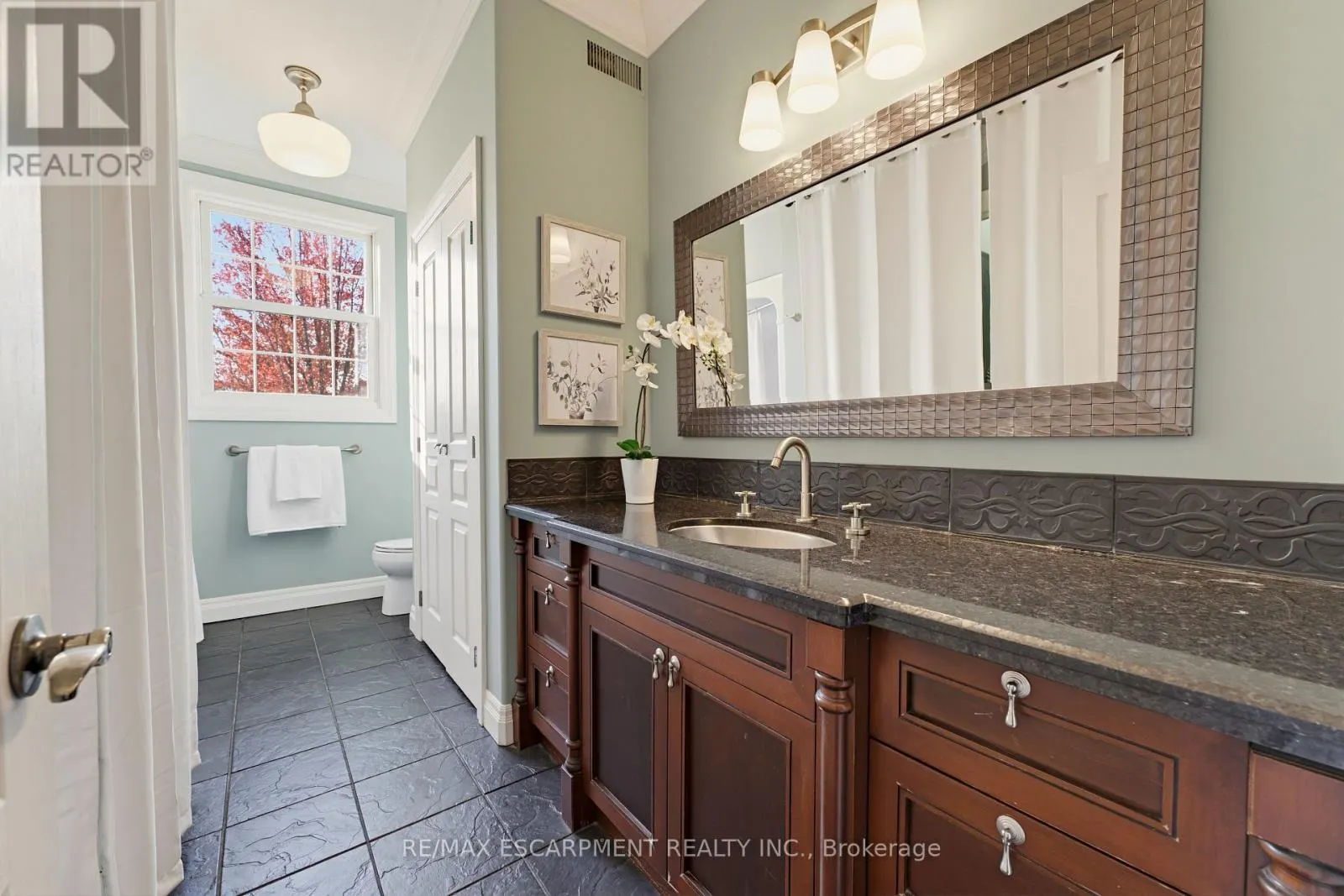 247 OLD ONONDAGA ROAD E