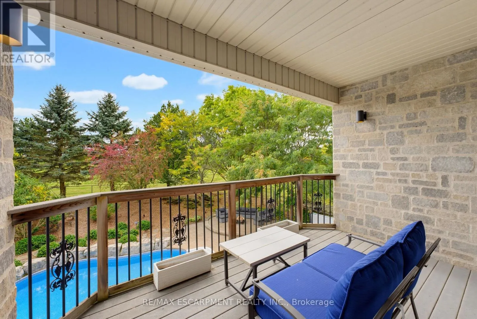 247 OLD ONONDAGA ROAD E