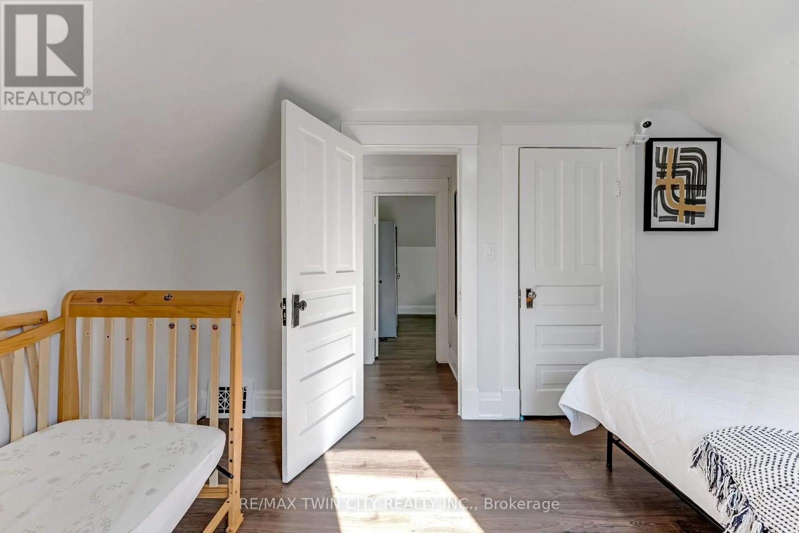 116 VICTORIA AVENUE