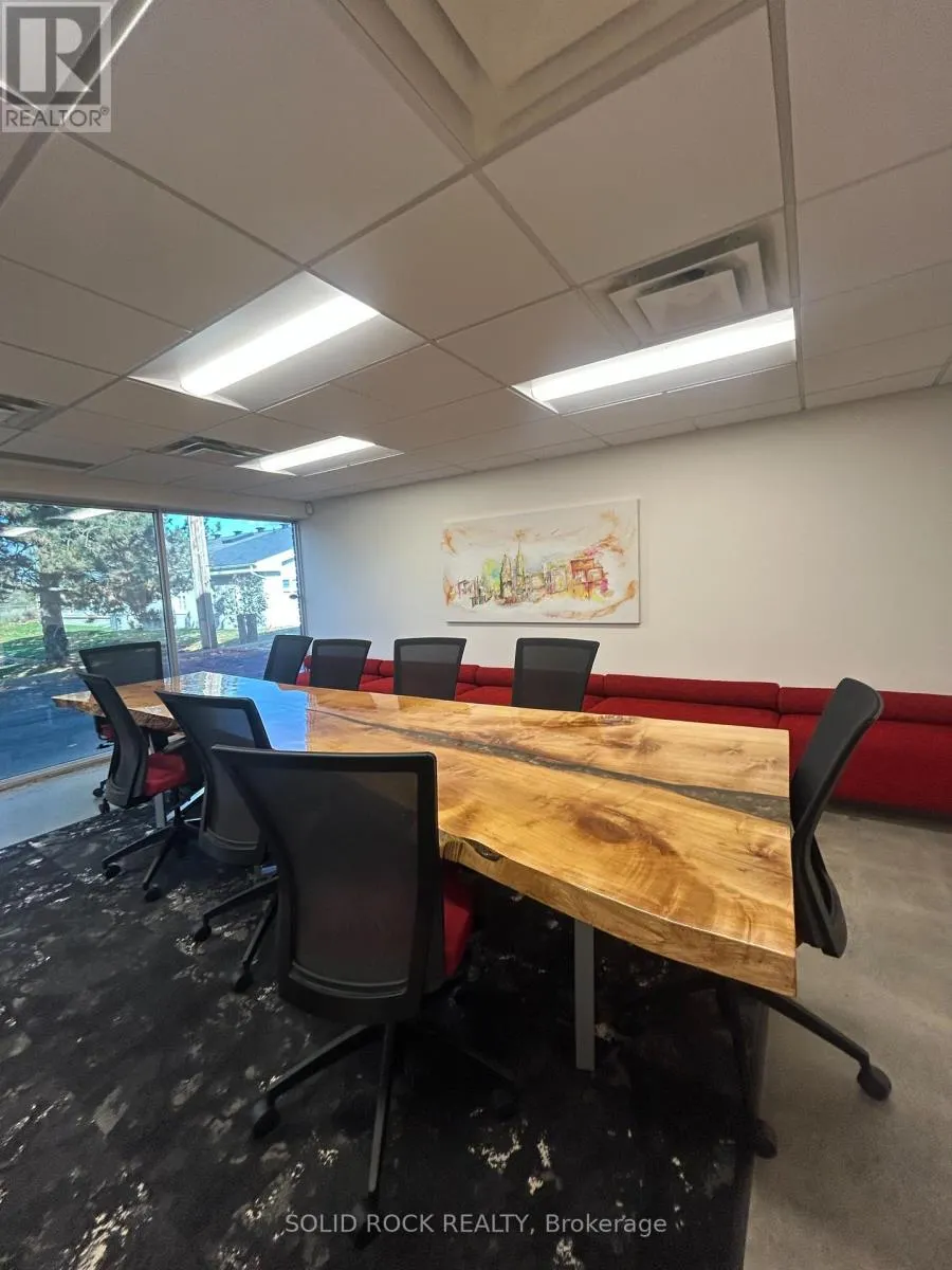 #220 - 5 CORVUS COURT