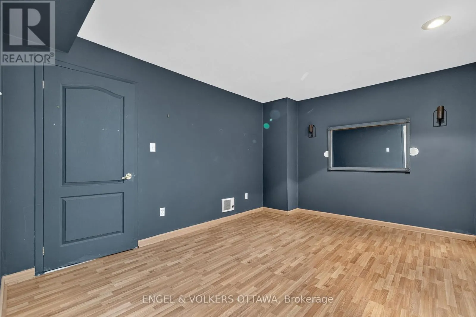 2642 MARBLE CRESCENT