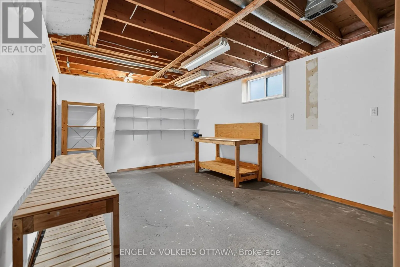 2642 MARBLE CRESCENT