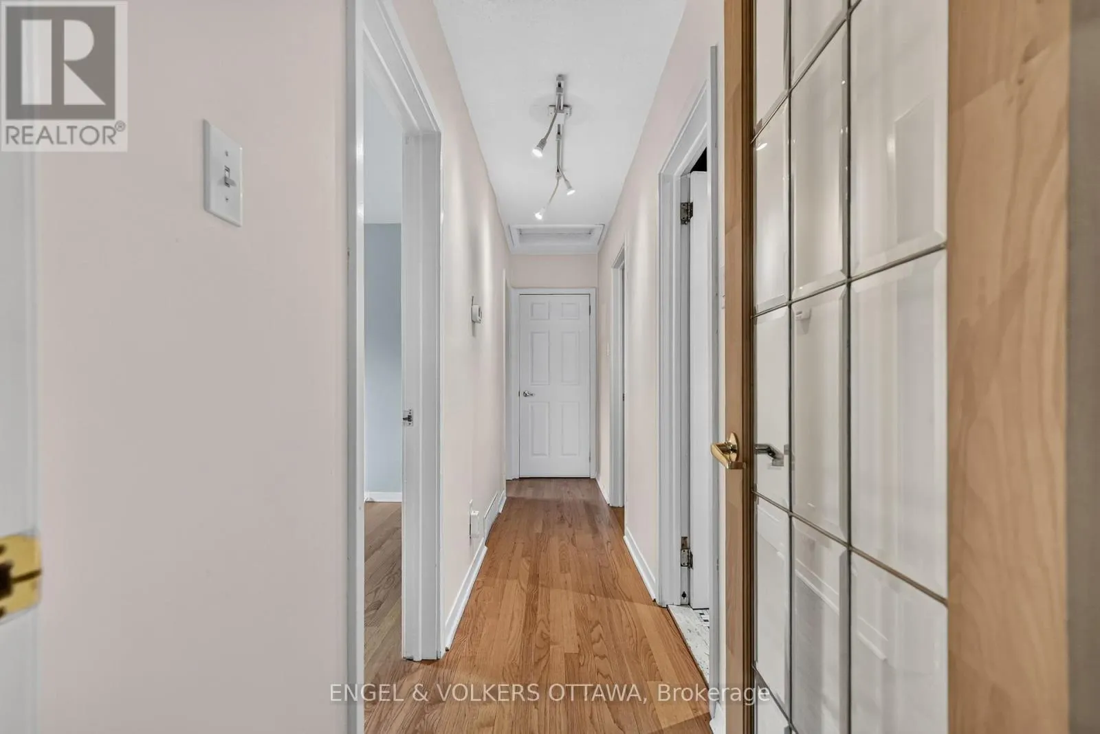 2642 MARBLE CRESCENT