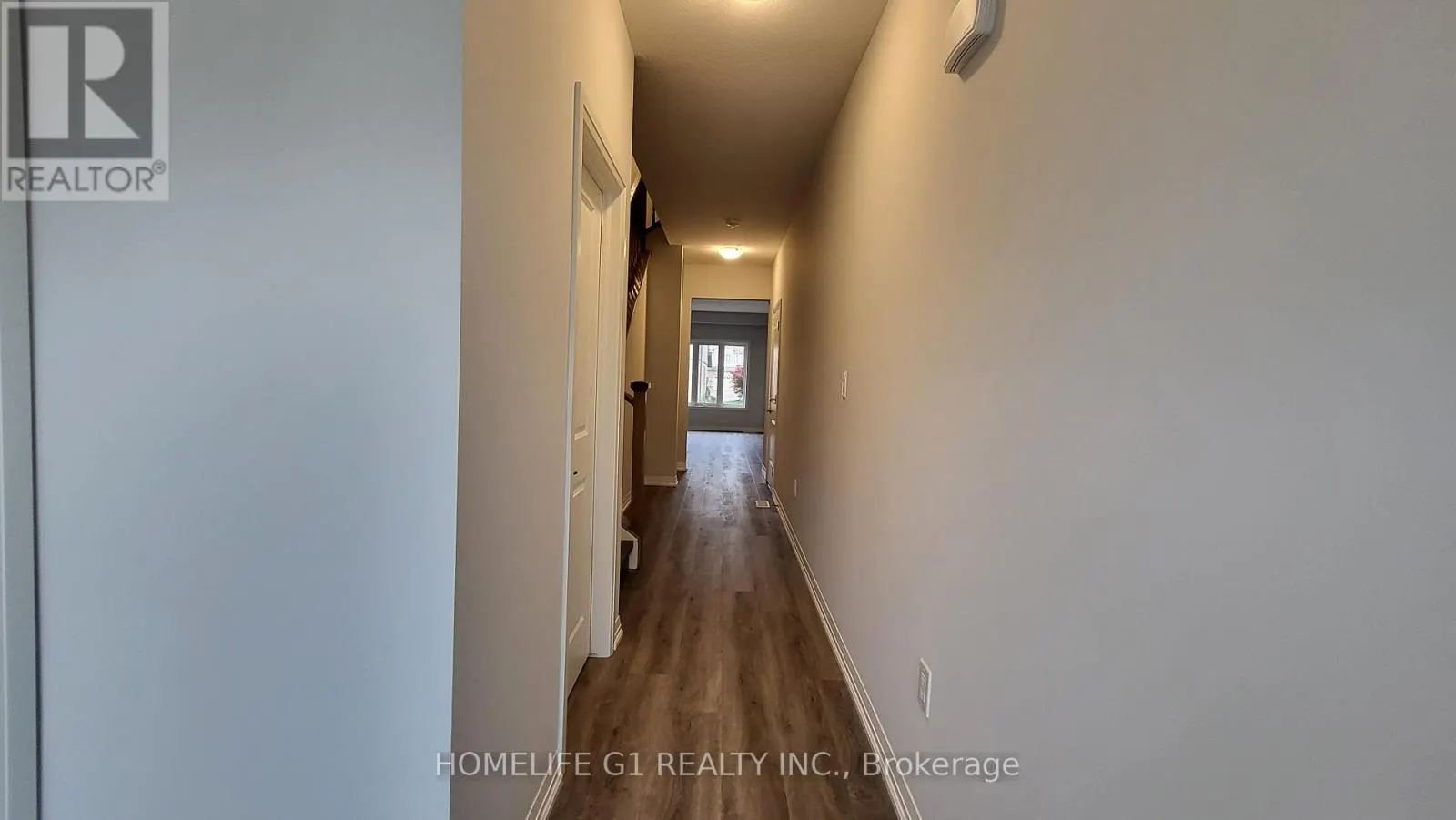 166 BUR OAK DRIVE