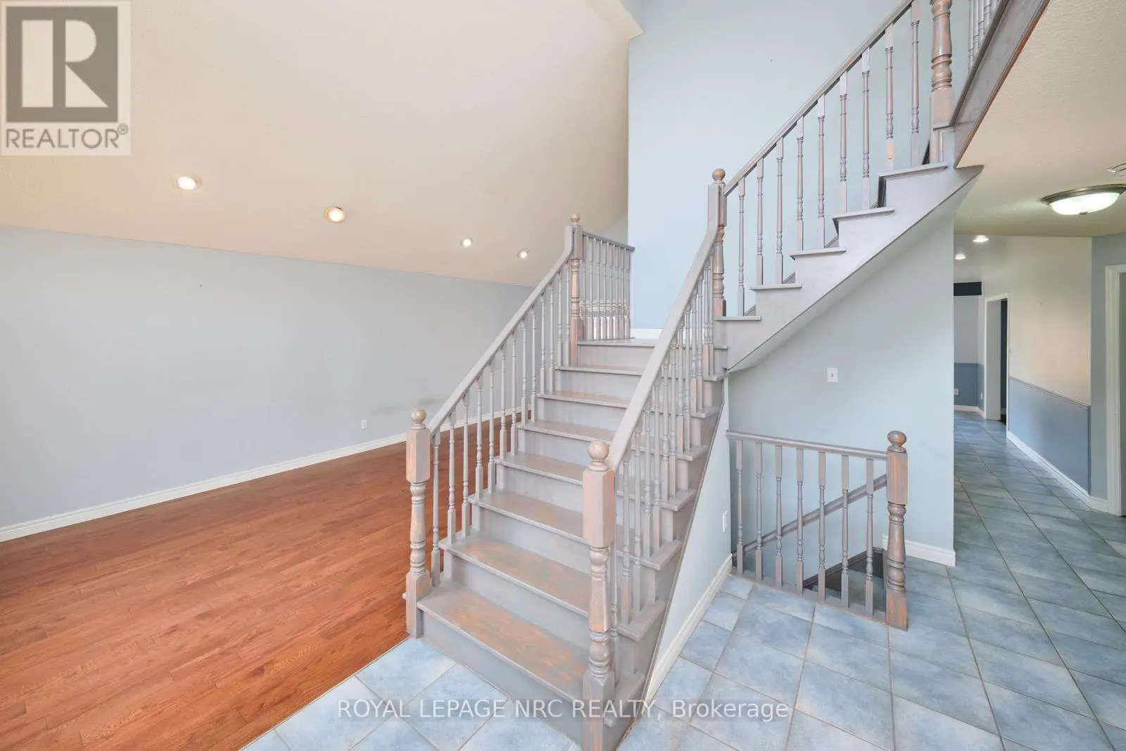 15 CREANONA BOULEVARD