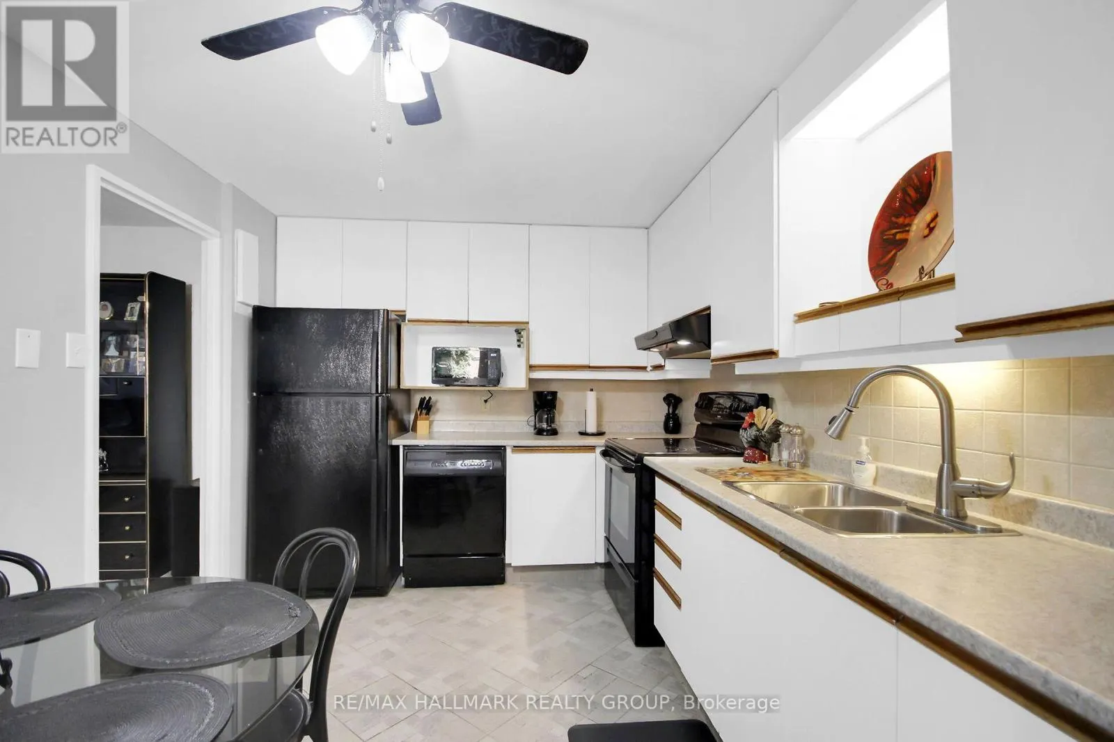 101 - 1465 BASELINE ROAD