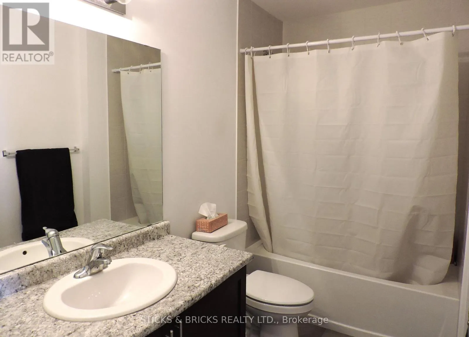 518 - 125 SHOREVIEW PLACE #518