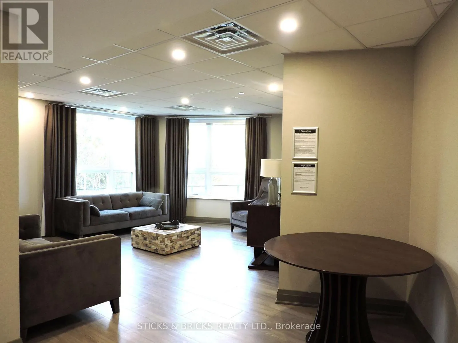 518 - 125 SHOREVIEW PLACE #518