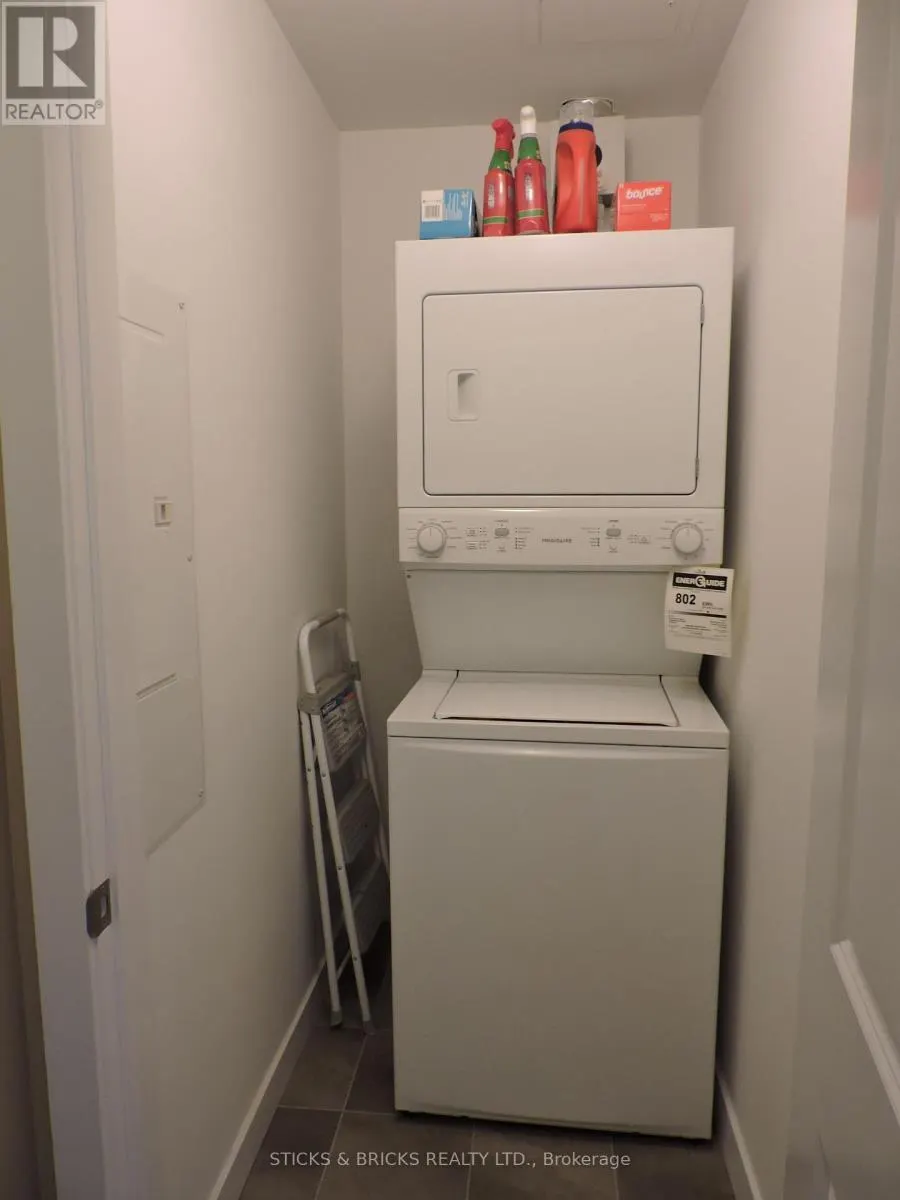 518 - 125 SHOREVIEW PLACE #518