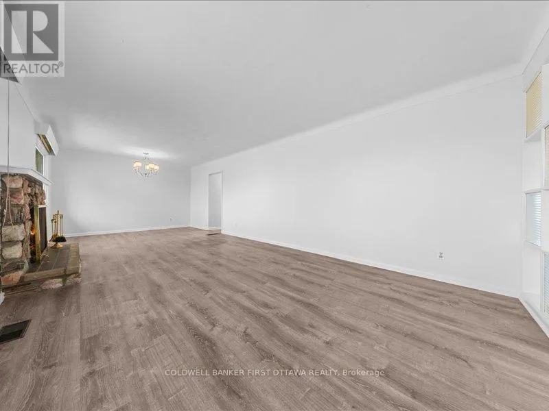 703 WINDERMERE AVENUE